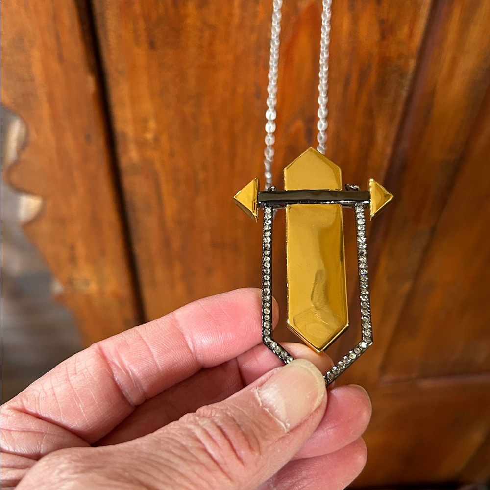 Necklace - Picture 3 of 7